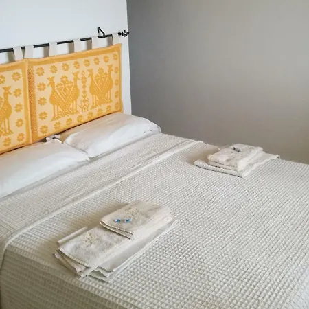 Piano Piano Apartment *